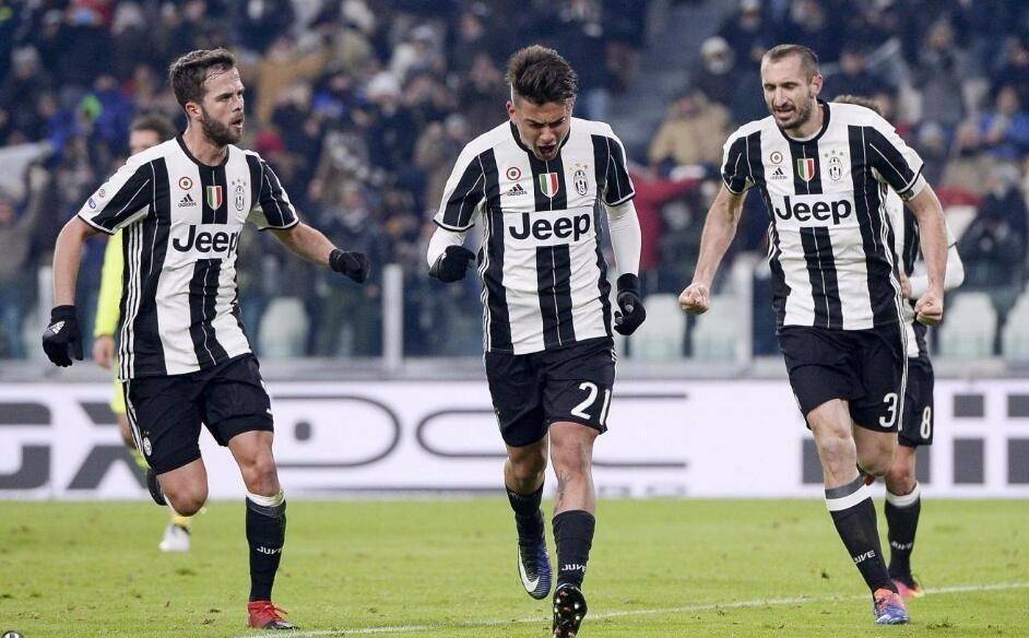 足坛狂欢一夜！欧冠7冠王3-2大逆转登顶意甲，红魔4-1大胜中资球队升第6（欧陆足坛沸腾！欧冠七冠豪门3-2逆转登顶意甲，红魔4-1痛击中资球队跃居第六）