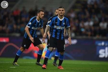 热刺街头绘制孙兴慜壁画迎接欧冠回归（热刺以孙兴慜街头壁画迎接欧冠重返）