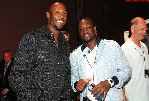 阿德里亚诺：感谢球迷还称我为皇帝；伊布是我合作过最强队友（阿德里亚诺：感谢球迷仍称我皇帝，伊布是我合作过最强的队友）