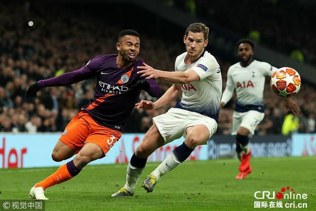 西帅的第一次主场执教，他感谢所有球迷的支持（西帅主场执教首秀，向全体球迷致谢）