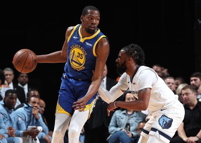 记者：申花队已于昨晚返回上海，迎来5天假期进行休整（记者：申花昨夜返沪，开启为期5天的假期休整）