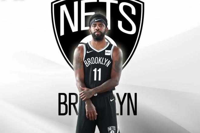 比朔夫：孔帕尼之前说我会被安排在六号位；更衣室氛围很好（比朔夫：孔帕尼此前已告知我将司职6号位，更衣室氛围很棒）