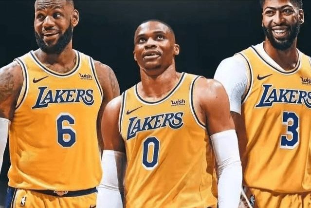 西海岸本赛季有5粒高位转换后的进球，仅次于泰山和国安（西海岸本赛季通过高位转换攻入5球，仅落后泰山与国安）